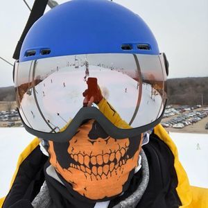 Meet your Posher, Karol